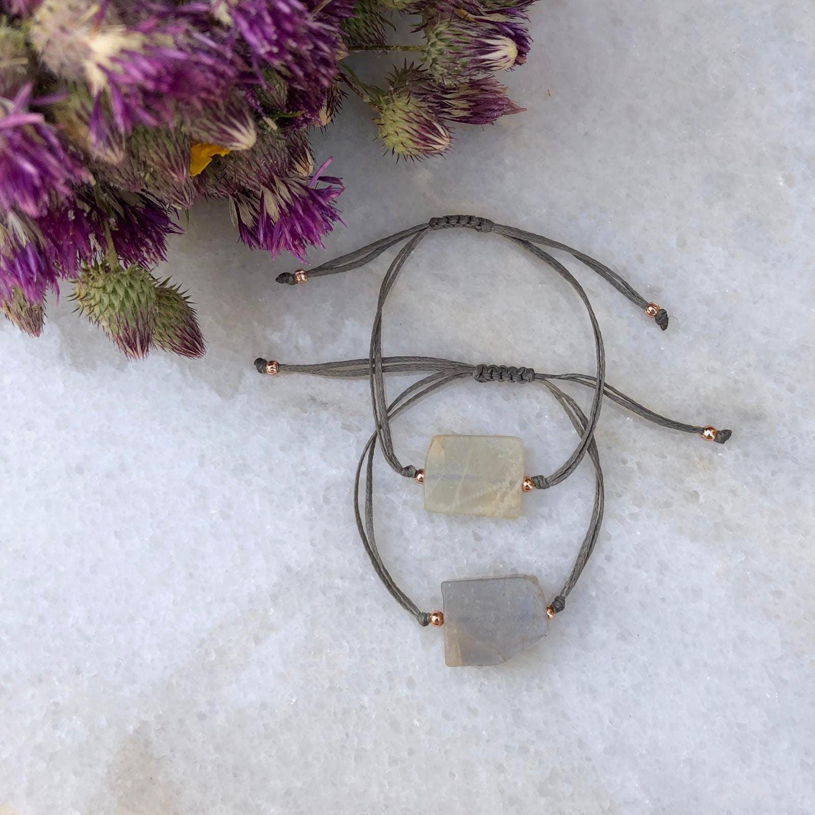 Adjustable Macrame Bracelet with Natural Moonstone - Perfect Mother's Day Gift from BeachPerfect.de