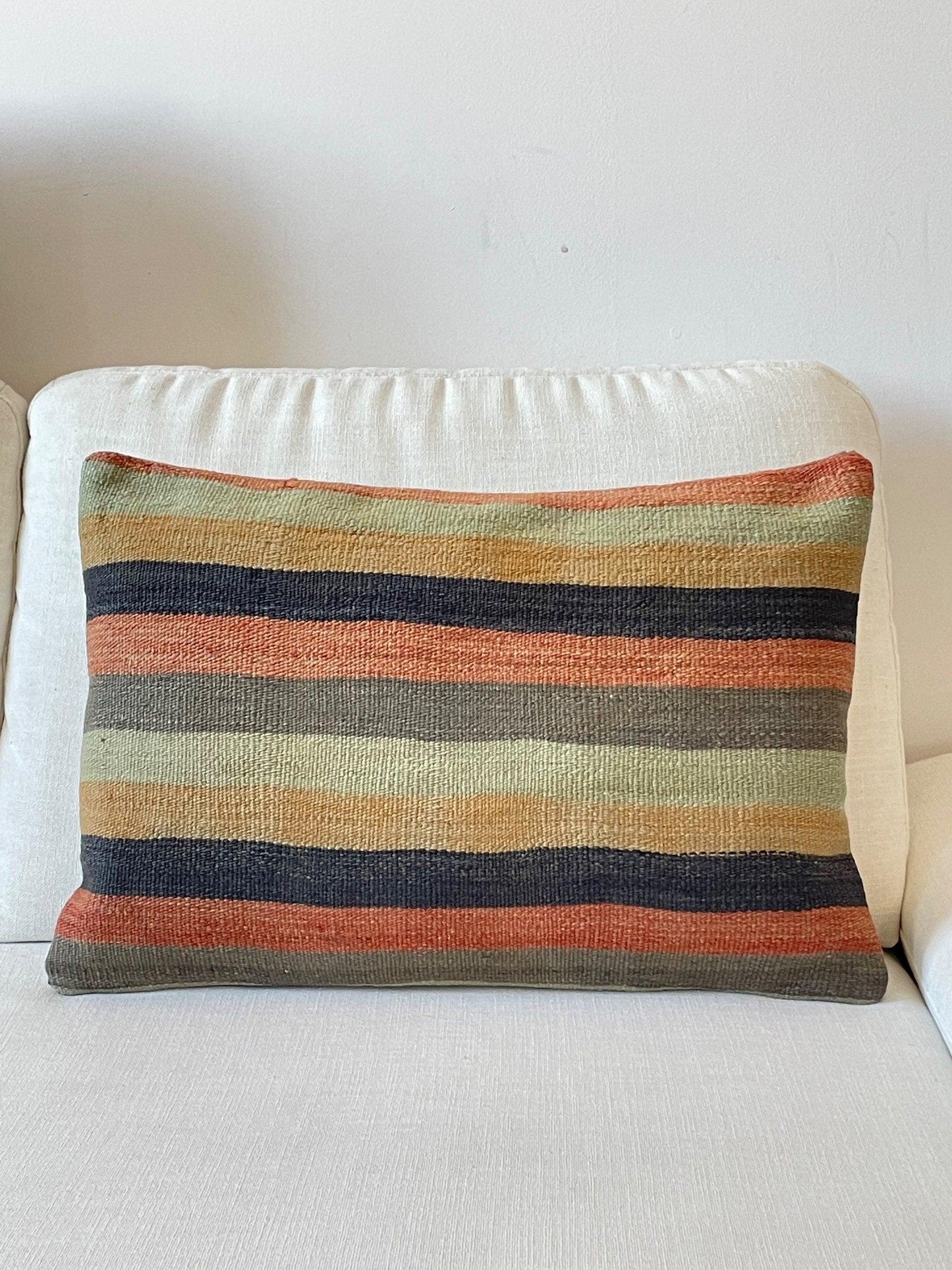 Vintage Kilim Cushion (16x24) | Indie room decor | Long Lumbar Pillow | Outdoor Lounge Decor | Unique Home gifts | Meditation Cushion - BeachPerfect.de
