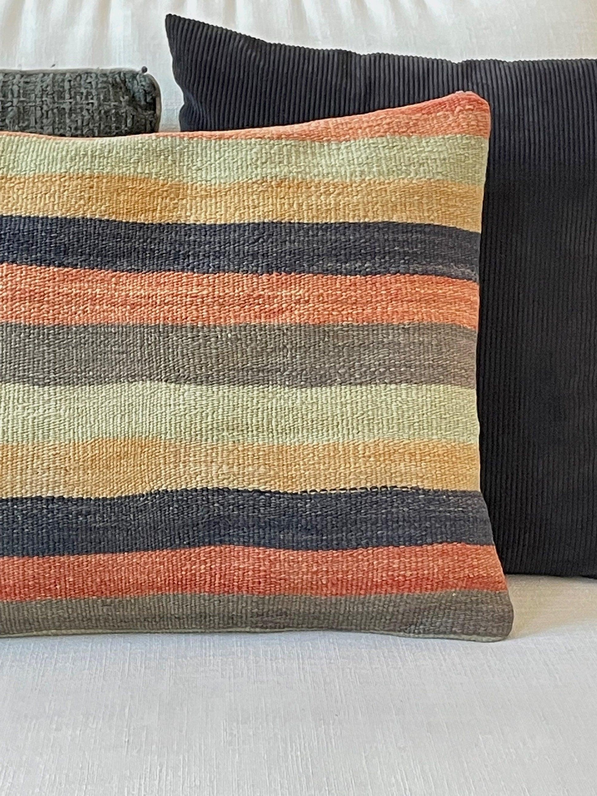 Vintage Kilim Cushion (16x24) | Indie room decor | Long Lumbar Pillow | Outdoor Lounge Decor | Unique Home gifts | Meditation Cushion - BeachPerfect.de